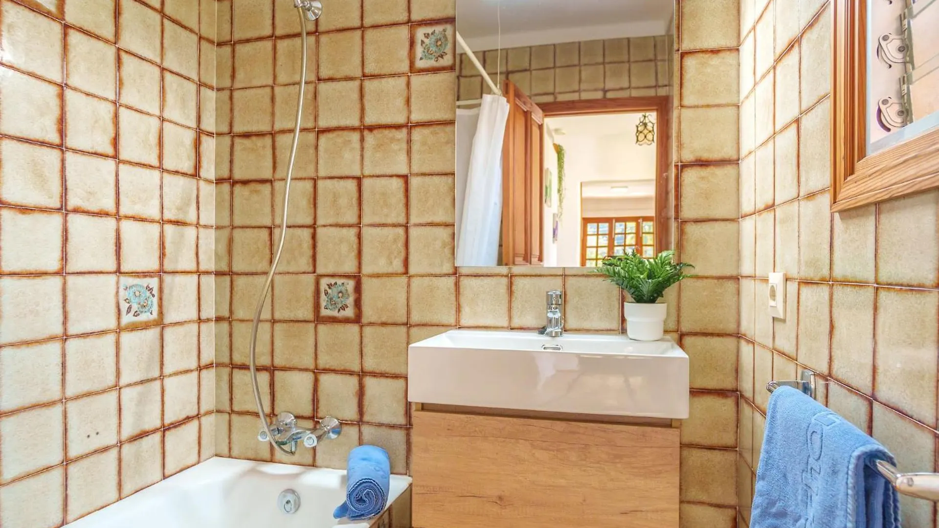 Cala de Sant Vicenc Apartment Clara M - Csv178 By Interhome Cala de Sant Vicenc